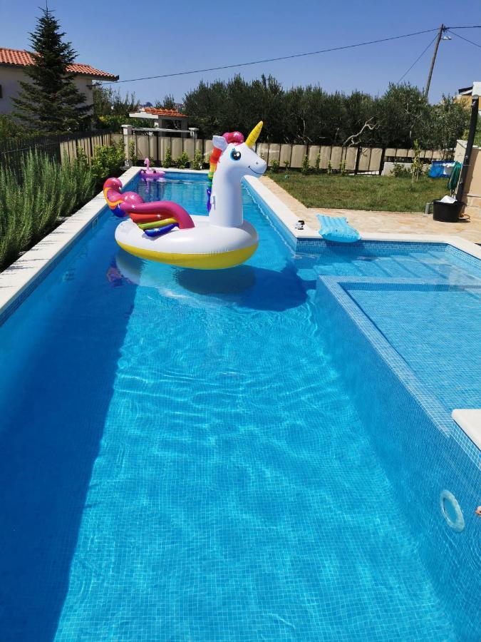 Villa Mater - Luxuriously Equipped Villa With A 15M Long Swimming Pool Žrnovnica Exterior foto