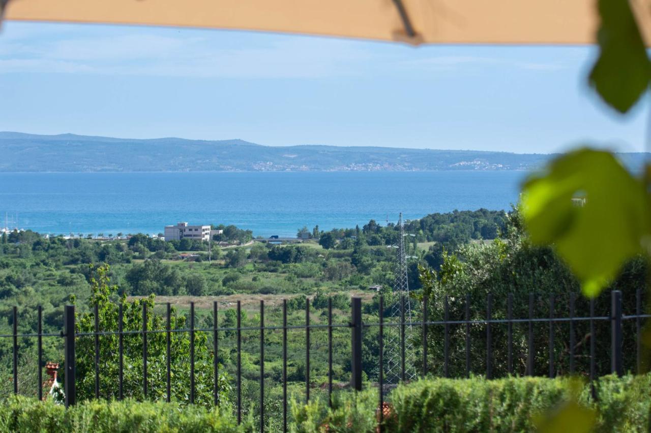 Villa Mater - Luxuriously Equipped Villa With A 15M Long Swimming Pool Žrnovnica Exterior foto