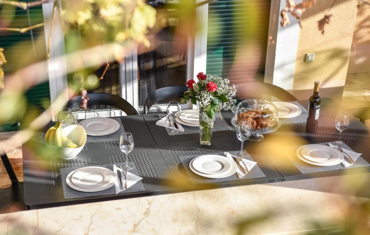 Villa Mater - Luxuriously Equipped Villa With A 15M Long Swimming Pool Žrnovnica Exterior foto