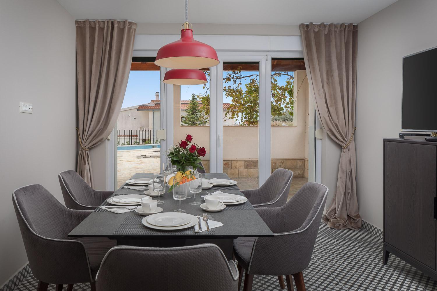 Villa Mater - Luxuriously Equipped Villa With A 15M Long Swimming Pool Žrnovnica Exterior foto